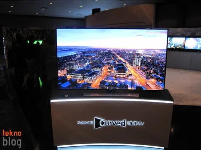 Samsung kavisli UHD TV’ler Türkiye pazarına geliyor