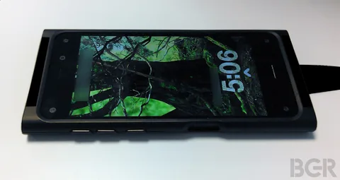 Amazon’un ilk akıllı telefonuna ait olduğu iddia edilen fotoğraflar sızdı