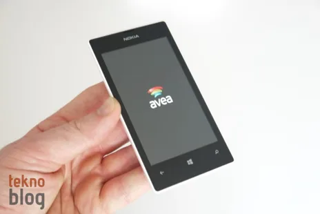 Video: Avea’ya özel Nokia Lumia 525 kutusundan çıkıyor