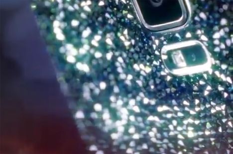 Samsung Galaxy S5 Crystal Collection mayısta Swarovski kristallerle geliyor