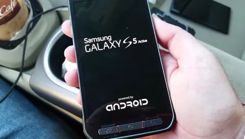 Samsung Galaxy S5 Active’e ait videolar internete sızdı