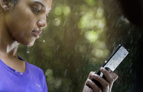 Sony suya dayanıklı telefonlar giriş ve orta segmente getirme peşinde