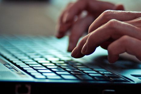 Gmail için Chrome Complete eklentisiyle otomatik tamamlama bilgisayarlara geliyor