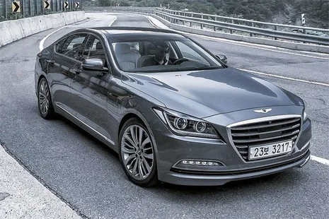Hız kameralarını tespit edince otomatik olarak yavaşlayan otomobil: Hyundai Genesis