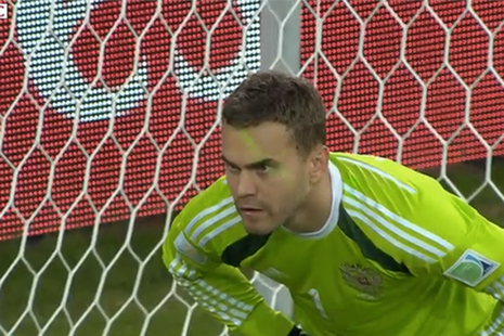 Lazer ışını Rusya’nın Dünya Kupası’na veda etmesine neden oldu