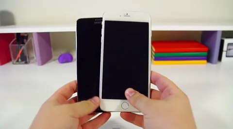 Video: 5.5 inç iPhone 6 modeli Samsung Galaxy Note 3 ile görüntülendi