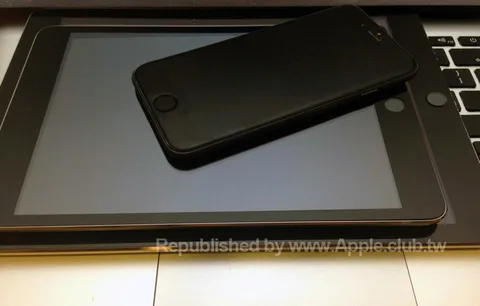 iPhone 6, iPad Air 2 ve iPad mini 3’ü bir arada gösterdiği iddia edilen fotoğraf internete sızdı