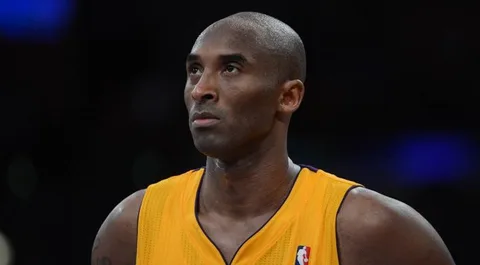 Kobe Bryant Apple iWatch’u test ediyor