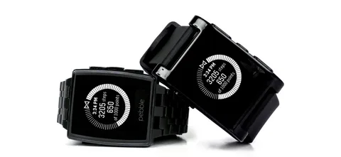 Pebble yeni Misfit uygulamasıyla gerçek bir adımsayara dönüşüyor