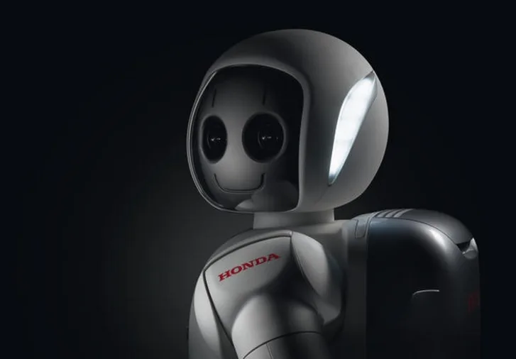 Honda’nın en yeni ASIMO robotu 9 kilometre hızla koşabiliyor