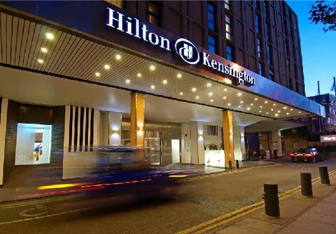 Hilton otellerinde oda kapıları akıllı telefonlarla açılacak