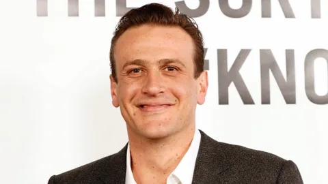 Jason Segel Twitter’ı burrito hayranları yüzünden terketmiş