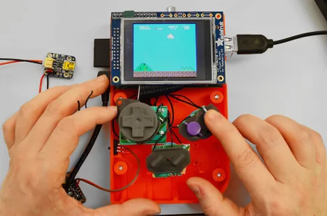 Kendi Game Boy’unuzu kendiniz yapabilirsiniz