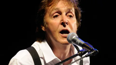 Paul McCartney klasikleşmiş beş albümünü iPad uygulaması olarak yayınladı