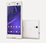 Sony Xperia C3 flaşlı ön kamerasıyla özçekim tutkunlarına hitap ediyor