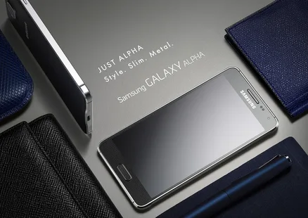 Samsung orta sınıf telefonlara yönelmek için Galaxy Alpha üretimini sonlandırıyor