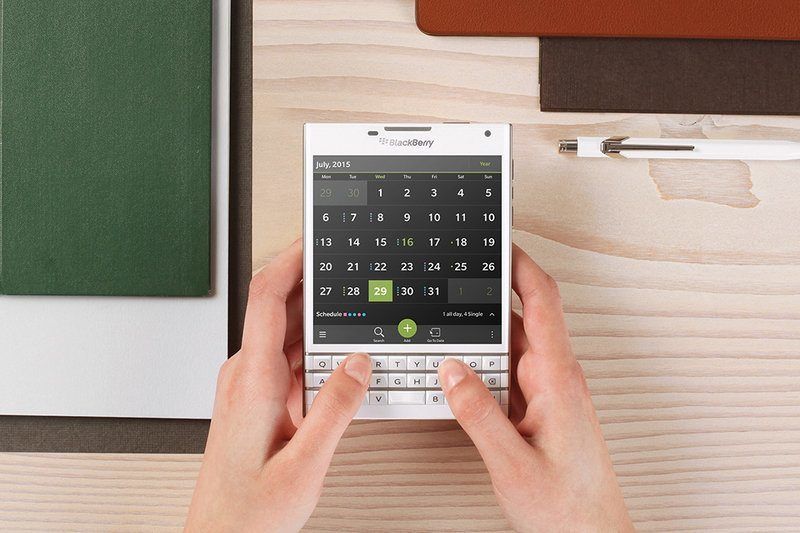 BlackBerry Passport yıl sonuna kadar 30 ülkede satışa sunulacak