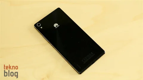 Huawei Ascend P8 15 Nisanda Londra’da tanıtılacak