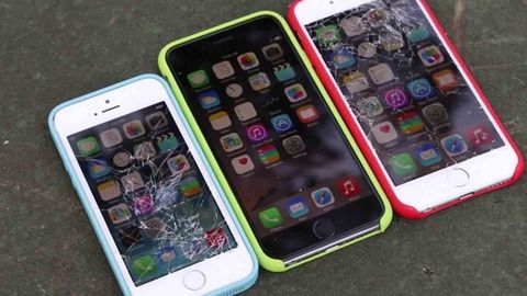 iPhone 6 ve iPhone 6 Plus düşme testlerinde genellikle başarılı
