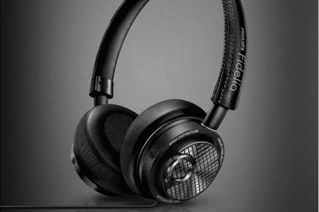 Lightning uyumlu ilk kulaklıklar Apple yerine Philips’ten geldi