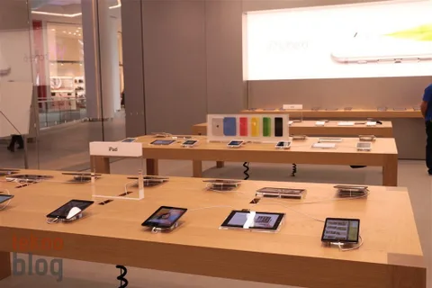 Apple ABD’de dört eyaletteki mağazalarını yeniden açıyor