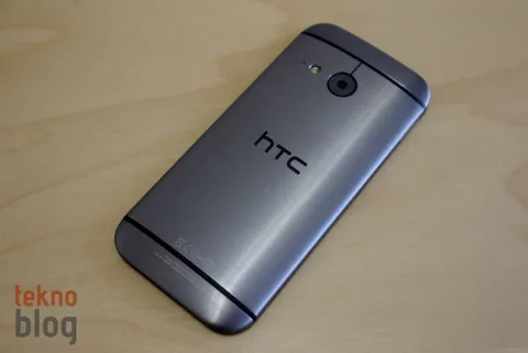 HTC phablet’ler uğruna mini akıllı telefonlardan vazgeçiyor