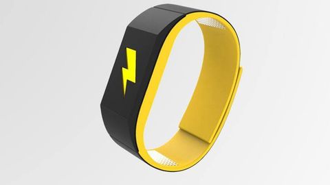Egzersiz bilekliği Pavlok tembel kullanıcılara elektrik veriyor