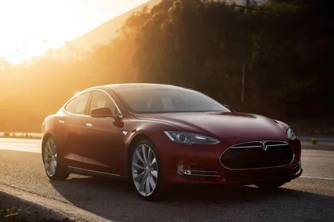 Tesla iki yıl önce az daha Google’a satılıyormuş