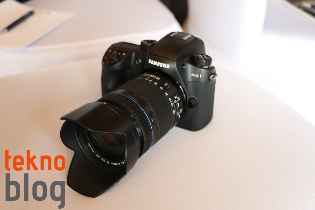 samsung-nx1-hizli-bakis-001