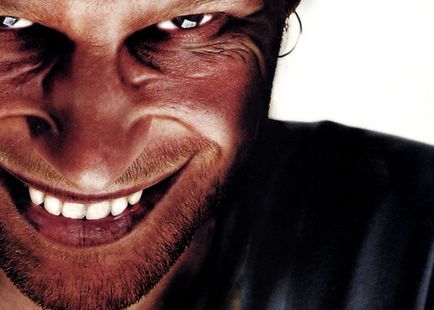 Aphex Twin mutasyon üstüne kurulu bir müzik yazılımı hazırlıyor