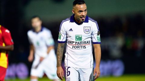 Hollandalı futbolcu Demy de Zeeuw LinkedIn’de kulüp arıyor