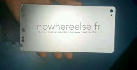 Huawei Ascend P8’in arka paneline ait olduğu iddia edilen fotoğraflar internete sızdı