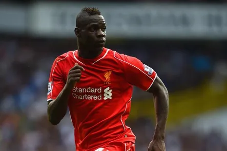 Mario Balotelli ırkçı olduğu iddia edilen Instagram paylaşımı için özür diledi