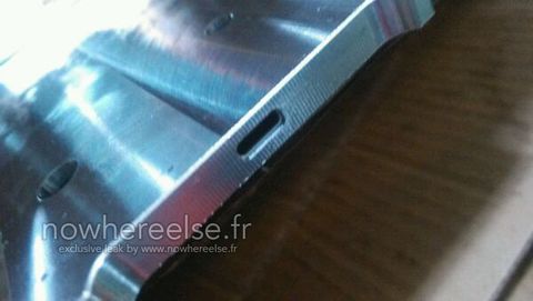 Sızan fotoğraflar Samsung Galaxy S6 için metal kasayı işaret ediyor