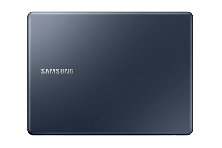 Samsung’dan fansız ve 12 inç ekranlı Ativ Book 9