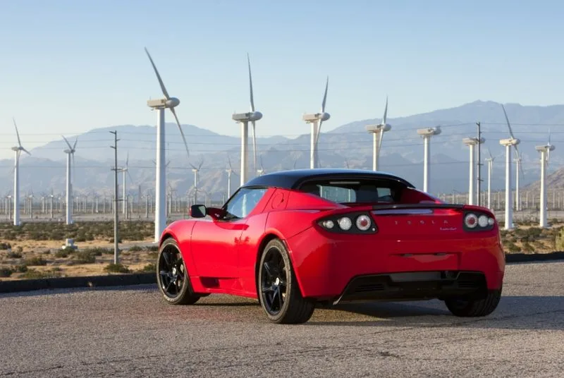 tesla-roadster-231214