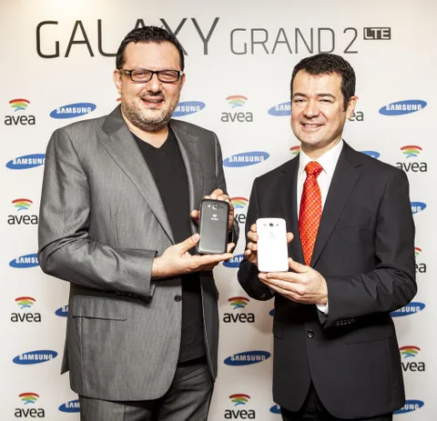 Avea ve Samsung işbirliğiyle özel üretim Galaxy Grand 2 LTE