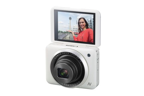 Canon PowerShot N2 ile selfie meraklılarının dikkatini çekmeyi amaçlıyor