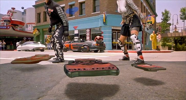 Geleceğe Dönüş 2 ve 2015 tahminleri: Hangileri gerçek oldu?