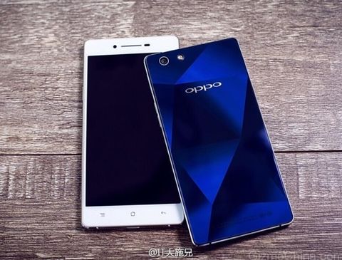 Oppo R1C Android tabanlı akıllı telefon 20 Ocakta Çin’de
