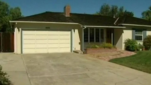 Steve Jobs’un büyüdüğü evin garajı biyografik film için hazırlanıyor