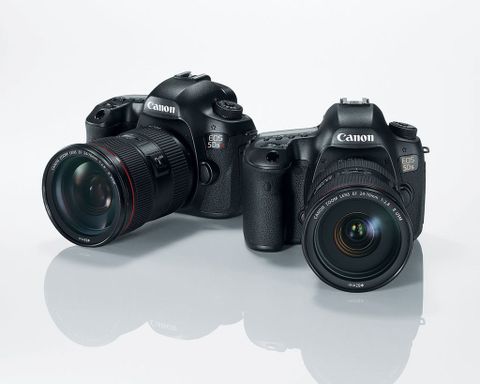 Canon EOS 5DS ve 5DS R 50 megapiksel çözünürlük desteğiyle geliyor