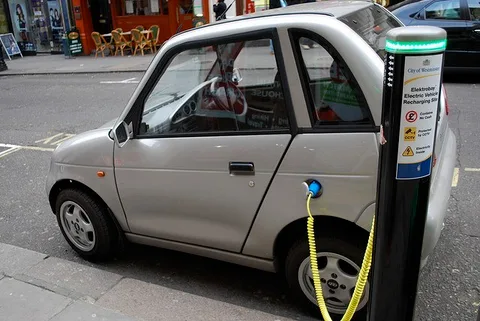 Birleşik Krallık elektrikli otomobil kaydında Avrupa’da başı çekiyor