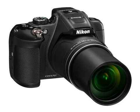 Nikon Coolpix P610: 60x optik zum, NFC, Wi-Fi