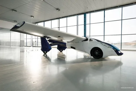 AeroMobil uçan otomobilini 2017’de çıkarmayı planlıyor