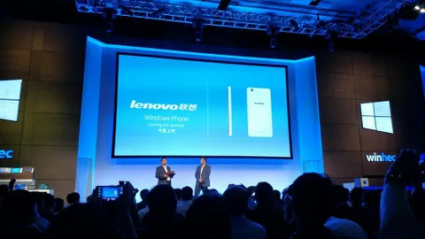 Lenovo ilk Windows telefonunu 2015’te piyasaya çıkaracak
