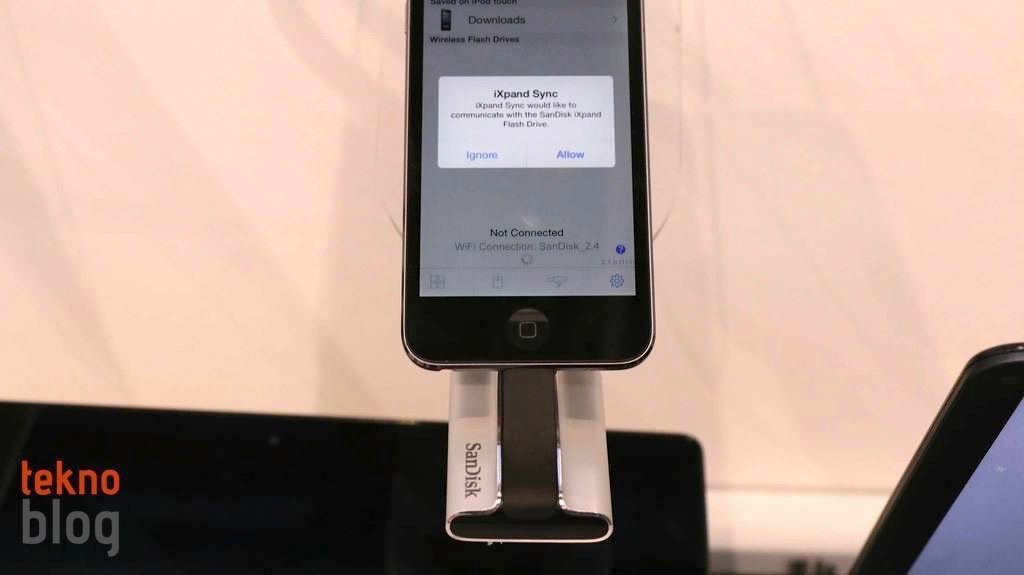 SanDisk 128 GB iXpand flaş bellek ile iPhone ve iPad’e ek depolama alanı