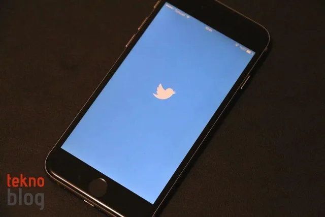 twitter-iphone-logo-230315