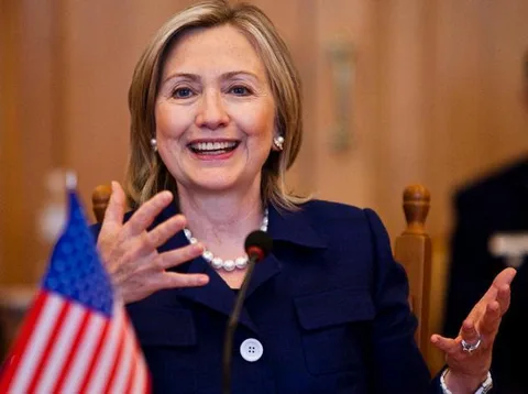 Eski Google çalışanı Hillary Clinton’ın teknoloji danışmanı oldu