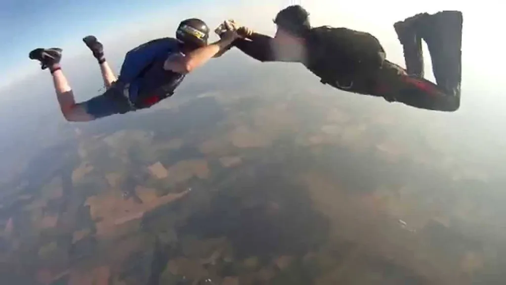 Video: 3 bin metre yükseklikten düşen GoPro’nun çektiği görüntüyü izleyin